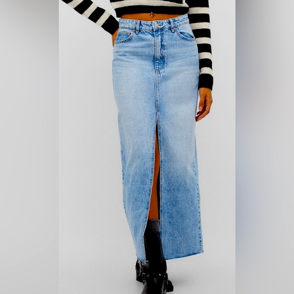 Dresses & Skirts - Vintage denim maxi skirt